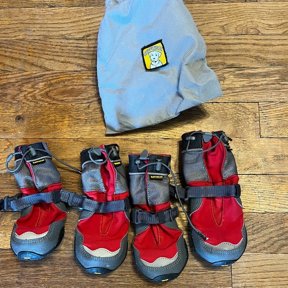 RuffWear Dog Ruff Wear Polar Trex Dog Boots For Winter Traction And